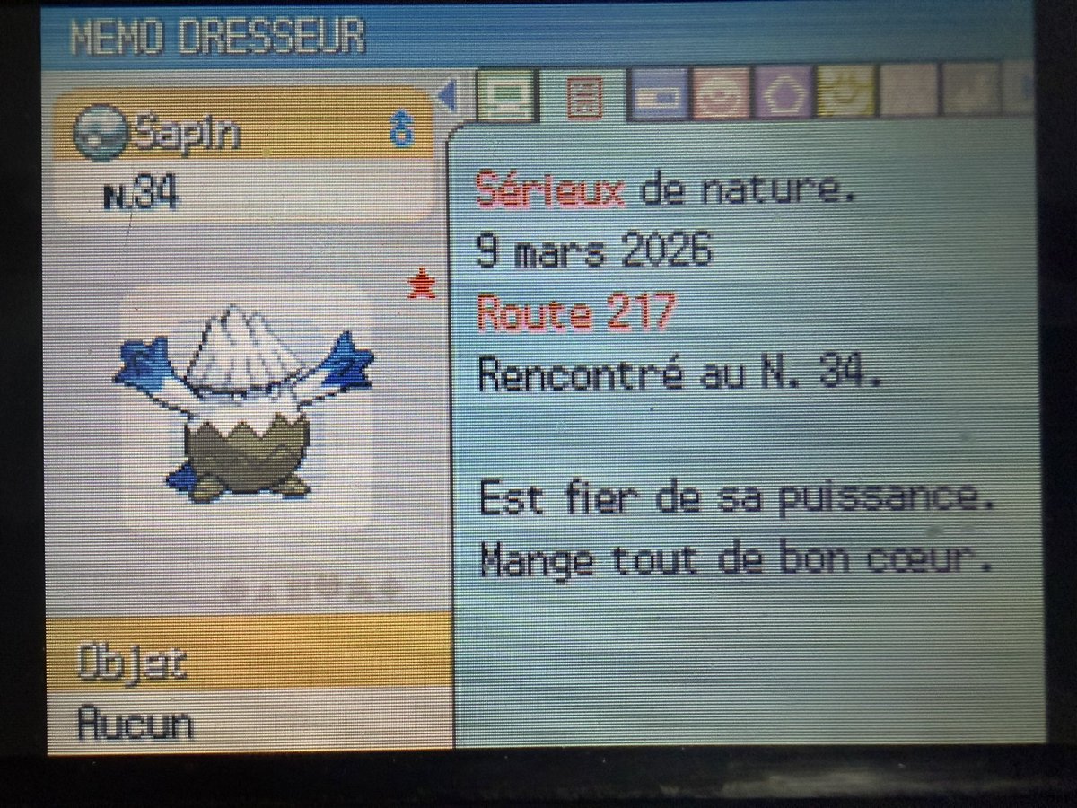 Et la phase 4 de Stalgamin qui se finit avec un second Blizzi shiny ! Qui était à 13% avec le repousse et le troupeau de cadoizo en même temps. Bref il évoluera en Blizzaroi mais un peu deg de phaser encore. 
Trouvé en 5 346 rencontres ! 
Go phase 5
#SHLS13