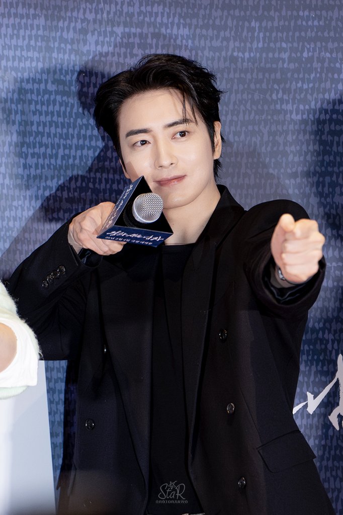 260127 왕과 사는 남자 VIP 시사회 포토월 
금성대군 | 이준혁
#이준혁