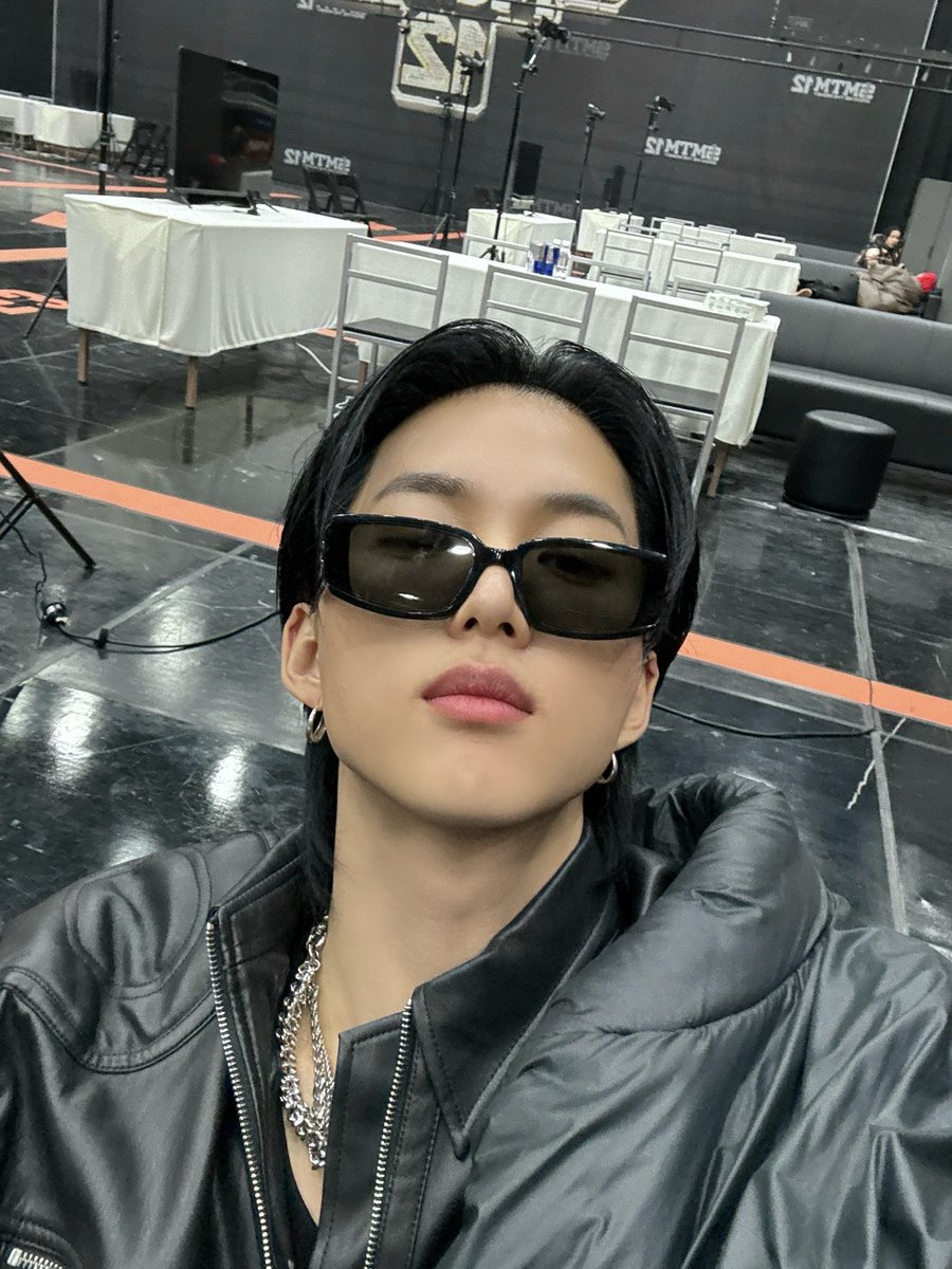 TNX_twt's tweet photo. 이대로 끝내긴 좀 아쉽잖아??🤙🤙

#TNX 
#은휘 #HWI https://t.co/DwRtI5yCAY