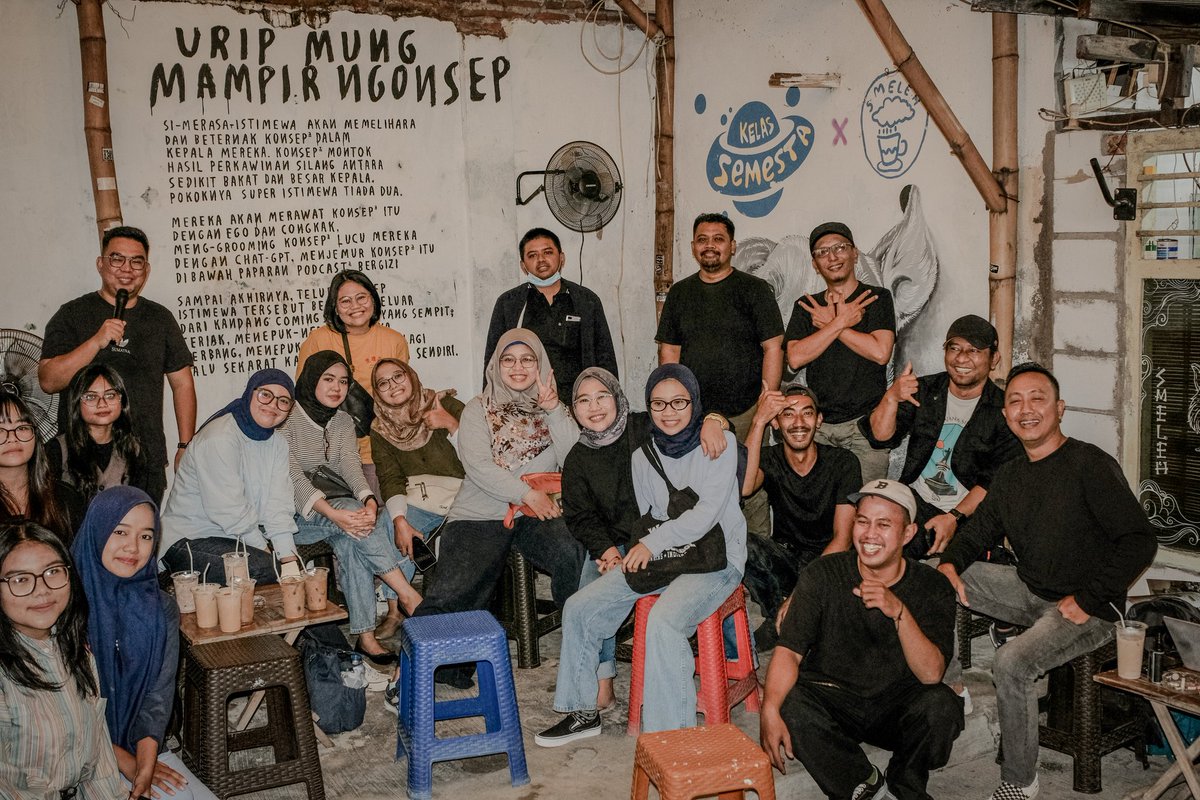 Kopdar Surabaya tweet media