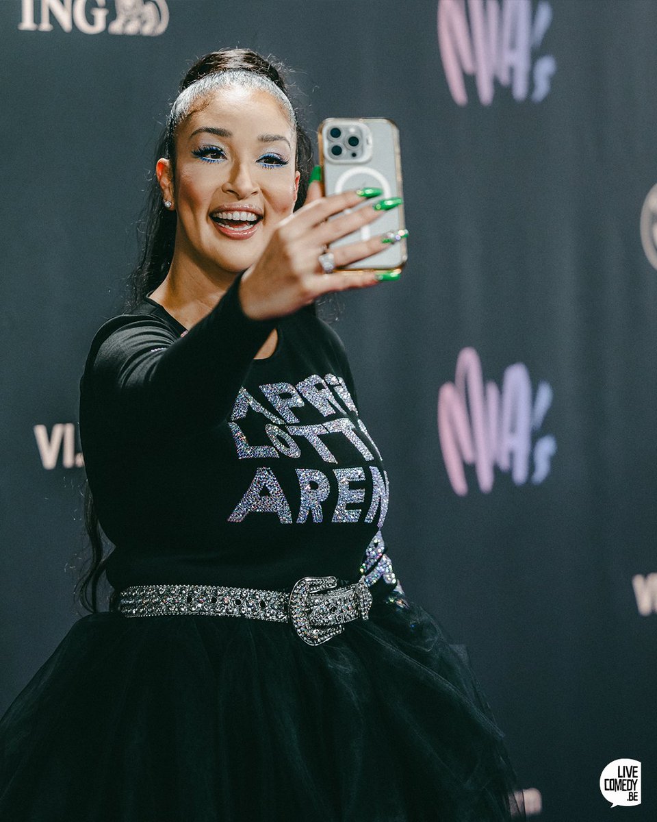 Live Comedy Belgium tweet media