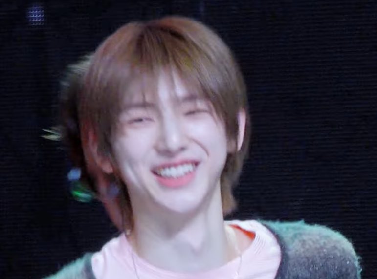cortivn's tweet photo. prettiest boy 😭😭😭🤍🤍🤍 https://t.co/OT1yPQ2G2n