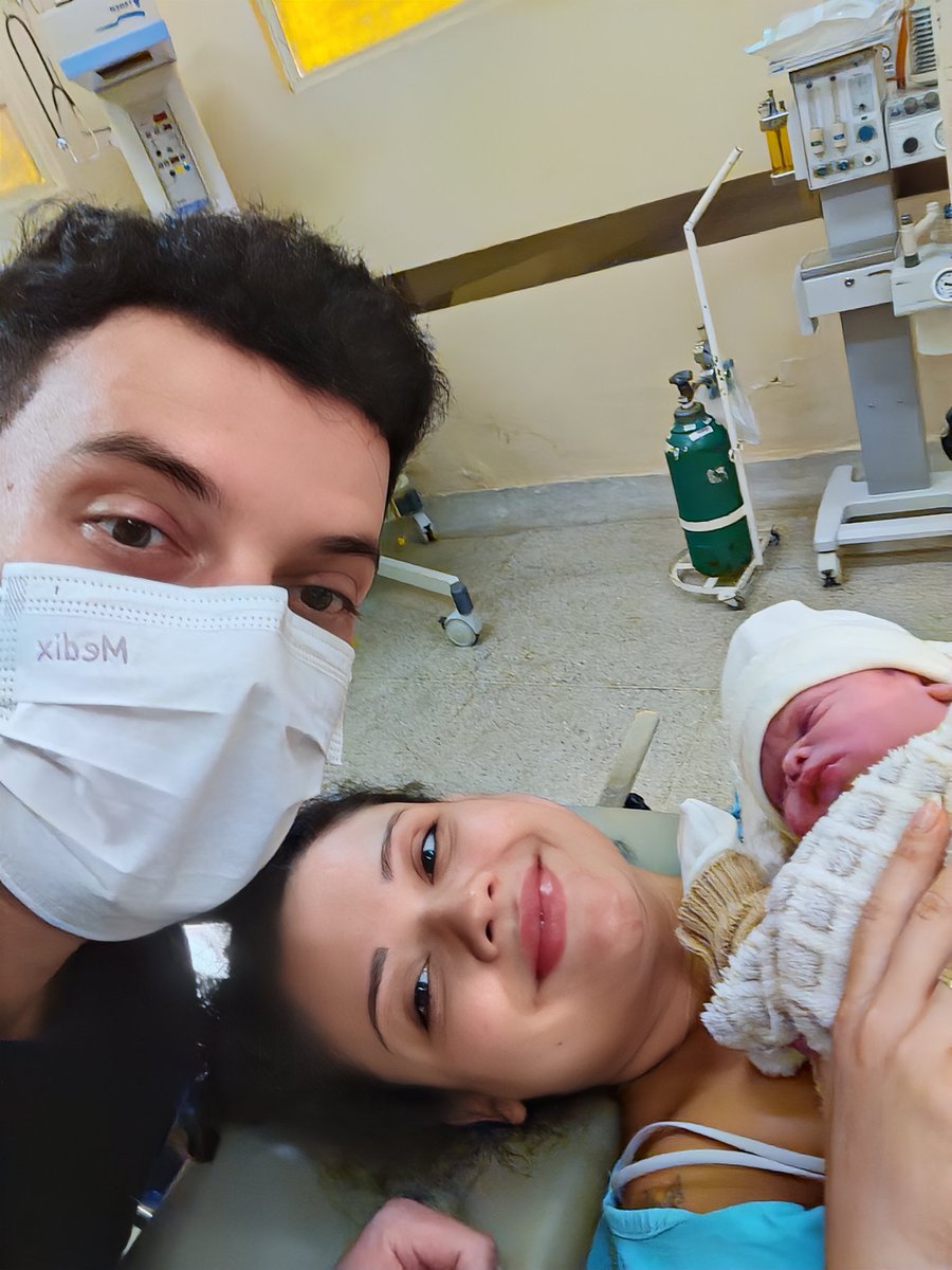 Bom dia
Olha quem resolveu dar as caras hoje... 
Bento 🥹 💙