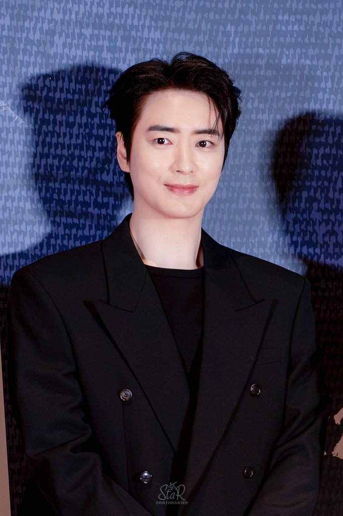 260127 왕과 사는 남자 VIP 시사회 포토월
금성대군 | 이준혁
#이준혁