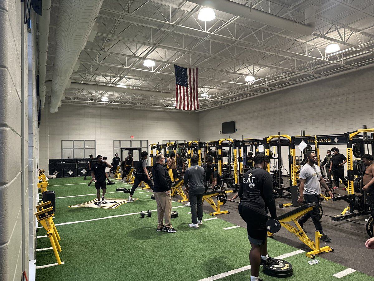 peach_football1's tweet image. Work hard.
Say nothing.
2026.