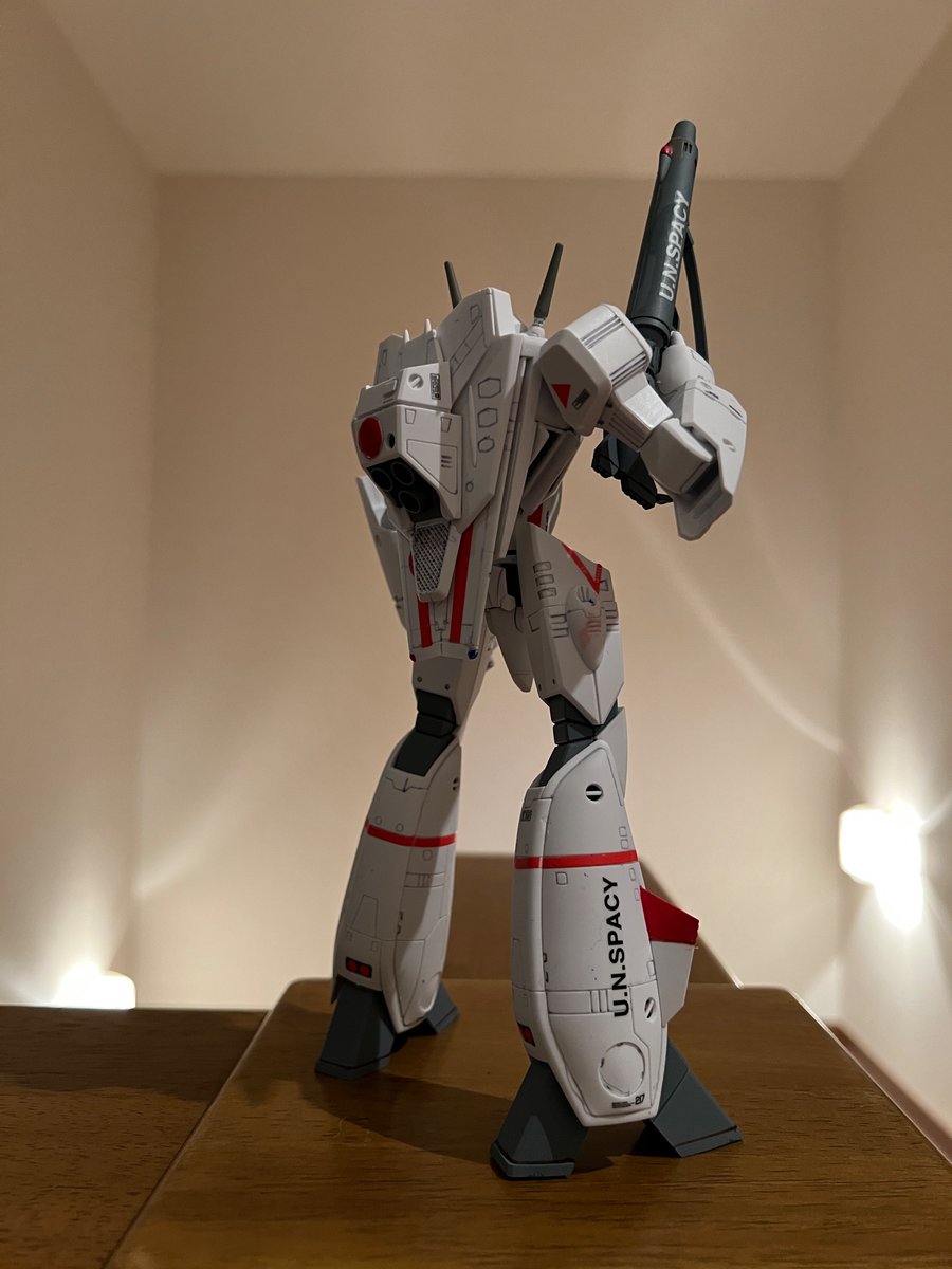 DVsBbpn2jW1Mgof's tweet image. #MAX factory
#プラマックス　
#マクロスモデラーズ　
MAX factory製
VF1Jバルキリー一条輝機
完成✨
キットにスプレー塗装、リタッチ、デカール貼り、トップコートのお手軽製作でカッコいい
バルキリーが手に入るこの喜び🤩👍✨