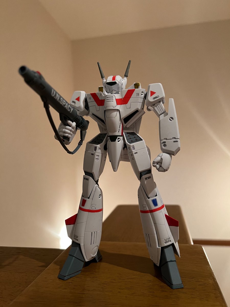 DVsBbpn2jW1Mgof's tweet image. #MAX factory
#プラマックス　
#マクロスモデラーズ　
MAX factory製
VF1Jバルキリー一条輝機
完成✨
キットにスプレー塗装、リタッチ、デカール貼り、トップコートのお手軽製作でカッコいい
バルキリーが手に入るこの喜び🤩👍✨
