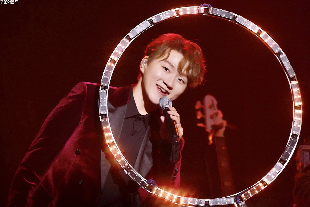 sjuprim's tweet image. ✨🪞😸