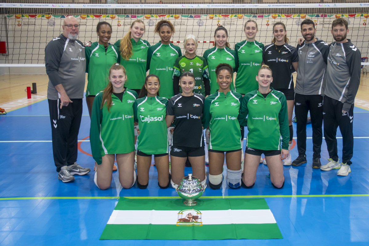 Club Voleibol Esquimo🏐💚 tweet media