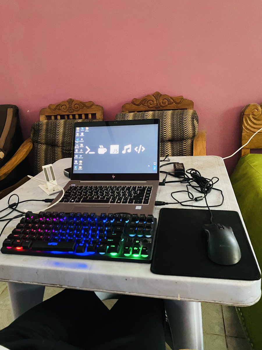 Front-end AbuBakr tweet media