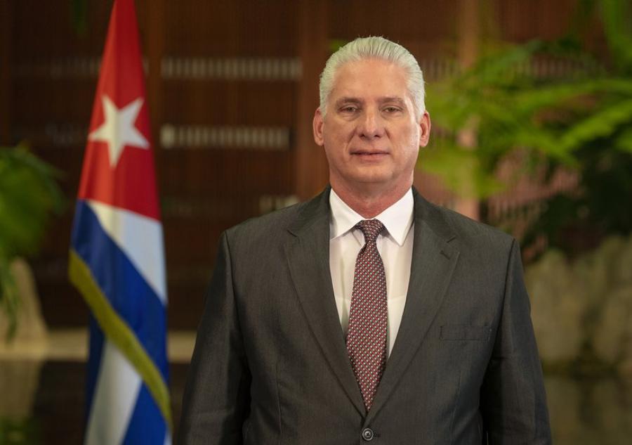 El Primer Secretario del Comité Central del PCC y Presidente de la República <a href="/DiazCanelB/">Miguel Díaz-Canel Bermúdez</a> comparecerá hoy a las 10am ante medios nacionales y extranjeros. El encuentro se transmitirá en cadena nacional de radio y televisión, así como a través del canal de YouTube de la Presidencia