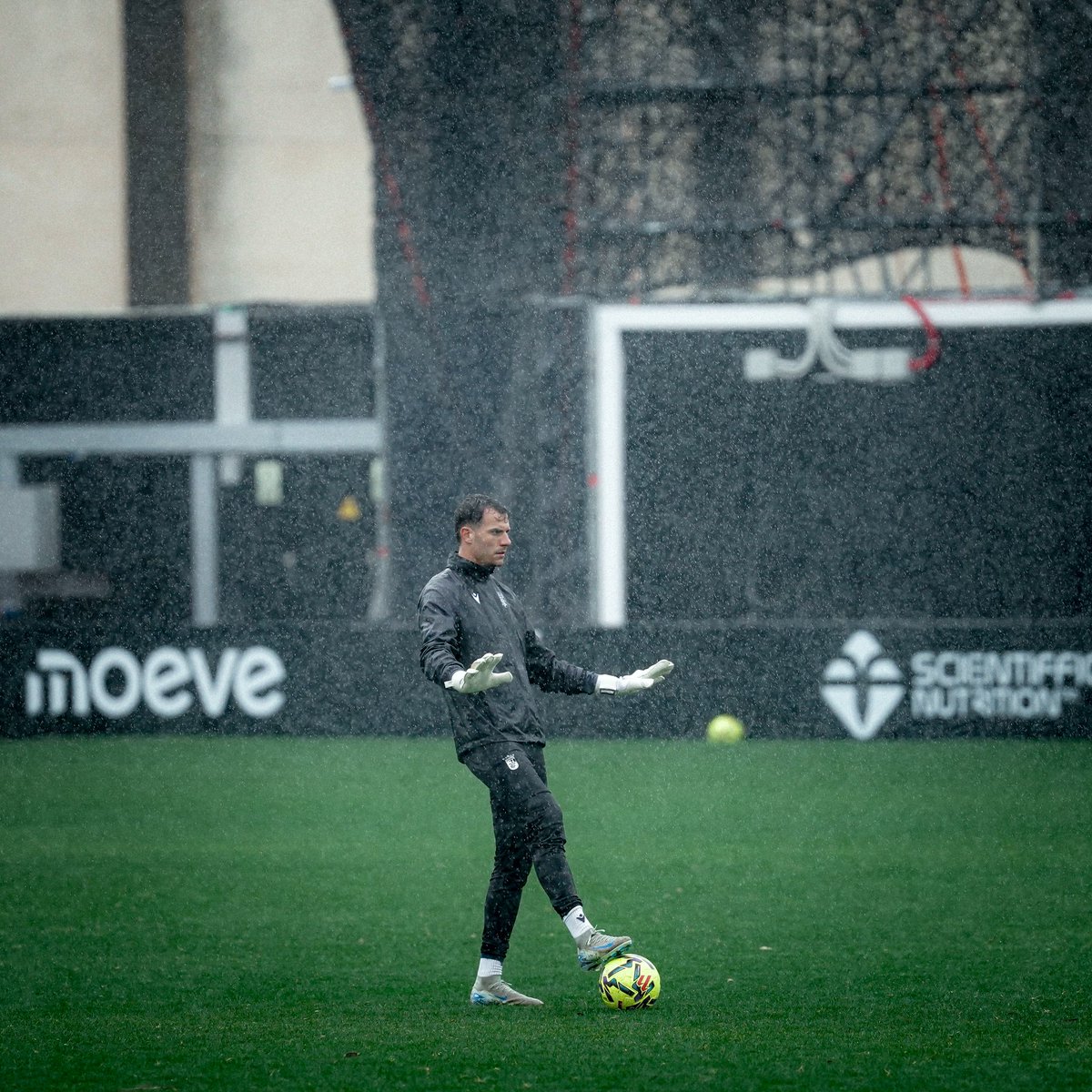 ADCeuta_FC's tweet image. Jueves ☑️🌧️