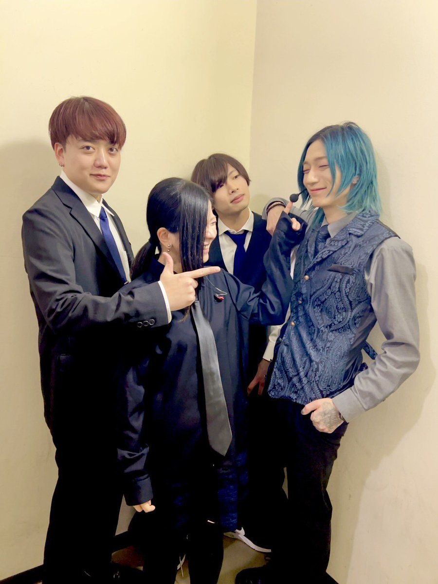 新宿ANTIKNOCKにて、Bless Orchestraサポートでした!!
yoshiさんヘッドセットに変わっとった!!
Yumaくんにも会えたねʕ ◜ ·̫ ◝ ʔ
皆様ありがとうございましたฅ^•ω•^ฅ