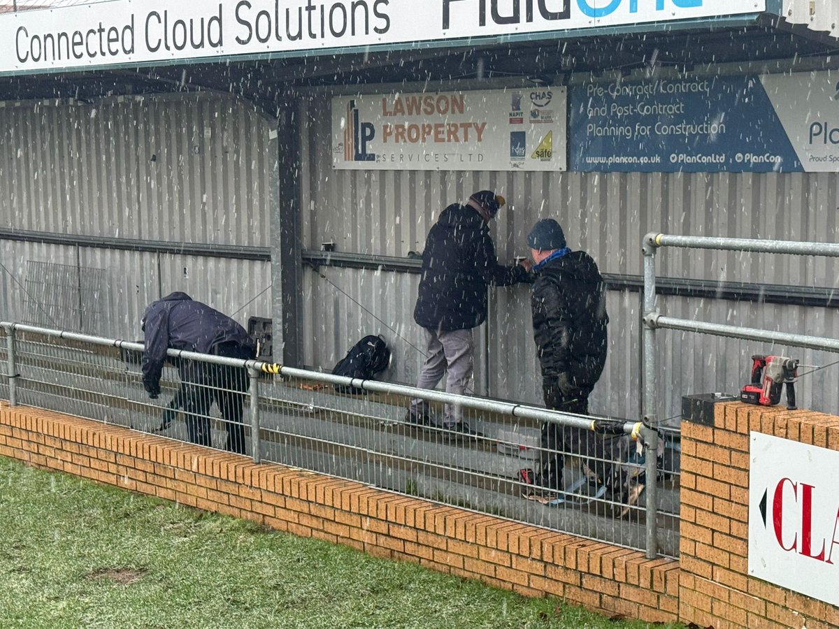 Dreadful weather? No problem! ✅ 

Our fantastic volunteers have made a start on our infills, with a view to having these completed for our next home fixture if possible. 

Thank you for your time and effort! 👏🏻 

#HallamFC