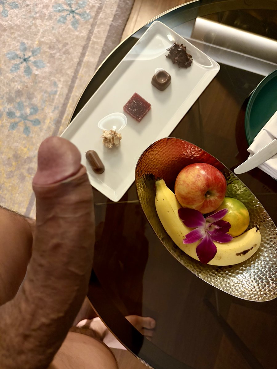 Snack time 🍆