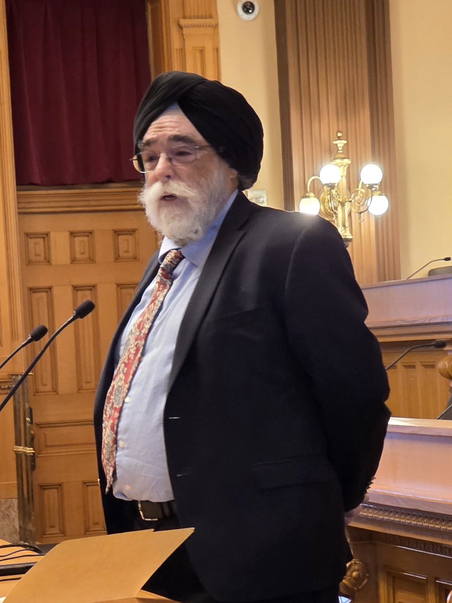 Thanks to the Church of Jesus Christ Colorado for hosting a World Interfaith Harmony Week breakfast at the Colorado State Capitol. The theme was " Many Faiths, One Humanity." Adrian Miller, our executive director, joined several faith leaders for a time of prayer and reflection.