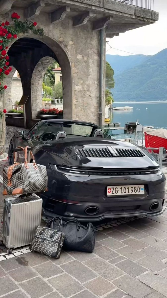 Men's Aesthetic tweet media