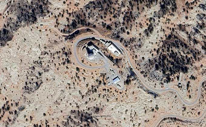 AgoraIsrael's tweet photo. Vários locais de radar de alerta antecipado da #Iran Força de Defesa Aérea e da #IRGC Força Aeroespacial foram alvejados no sudoeste do oeste do Irã nas últimas horas. Um deles é o local de radar de alerta antecipado da #IRIADF em Dinarkouh perto de #Abdanan , sudoeste do Irã. https://t.co/Iqy2mDw0AZ
