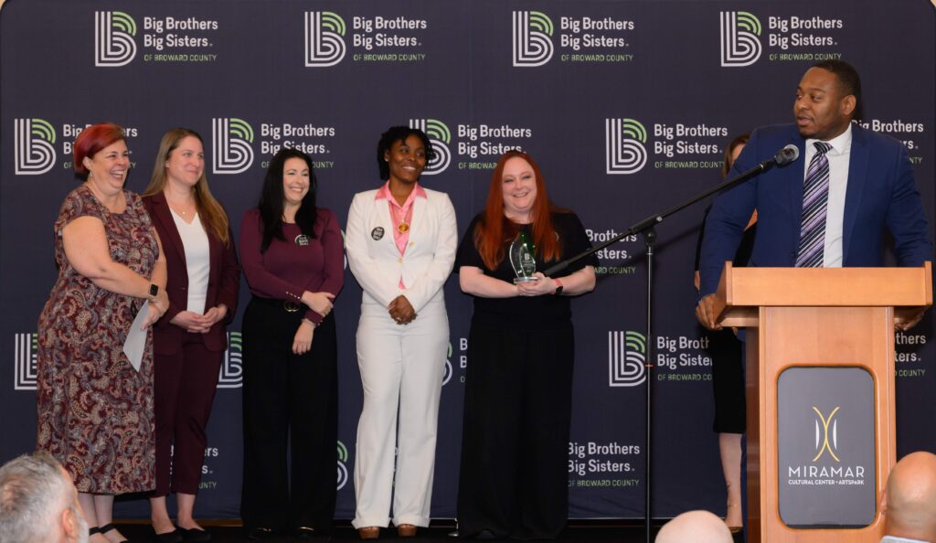 Congratulations to Harold F. Pryor and the Broward State Attorney’s Office team, recognized by <a href="/BBBSBroward/">Big Brothers Big Sisters of Broward</a> for their commitment to youth mentoring. Pryor, a former Big himself, continues to inspire giving back to the community they serve: floridabar.org/the-florida-ba…