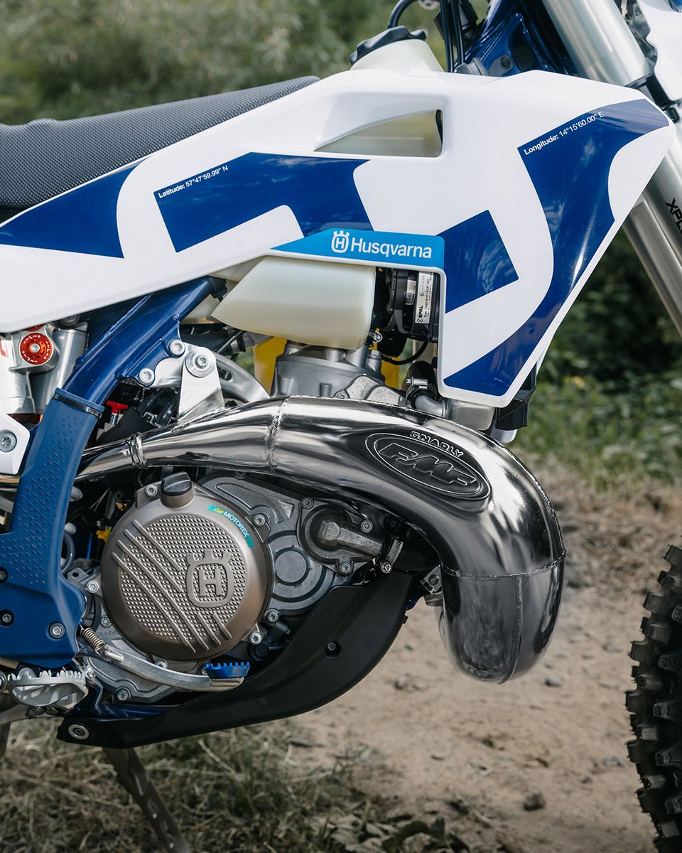 HQV_MotoUK's tweet photo. From suspension to style, from rider comfort to competition focus, the Technical Accessories available for our TE 250 will elevate every element of your offroad experience.🚀
Click to view the full range: https://t.co/axs0dqWwZV
#Husqvarna #RideHusqvarna #GoRide #Enduro #TE250 https://t.co/BgfDdBNEB0