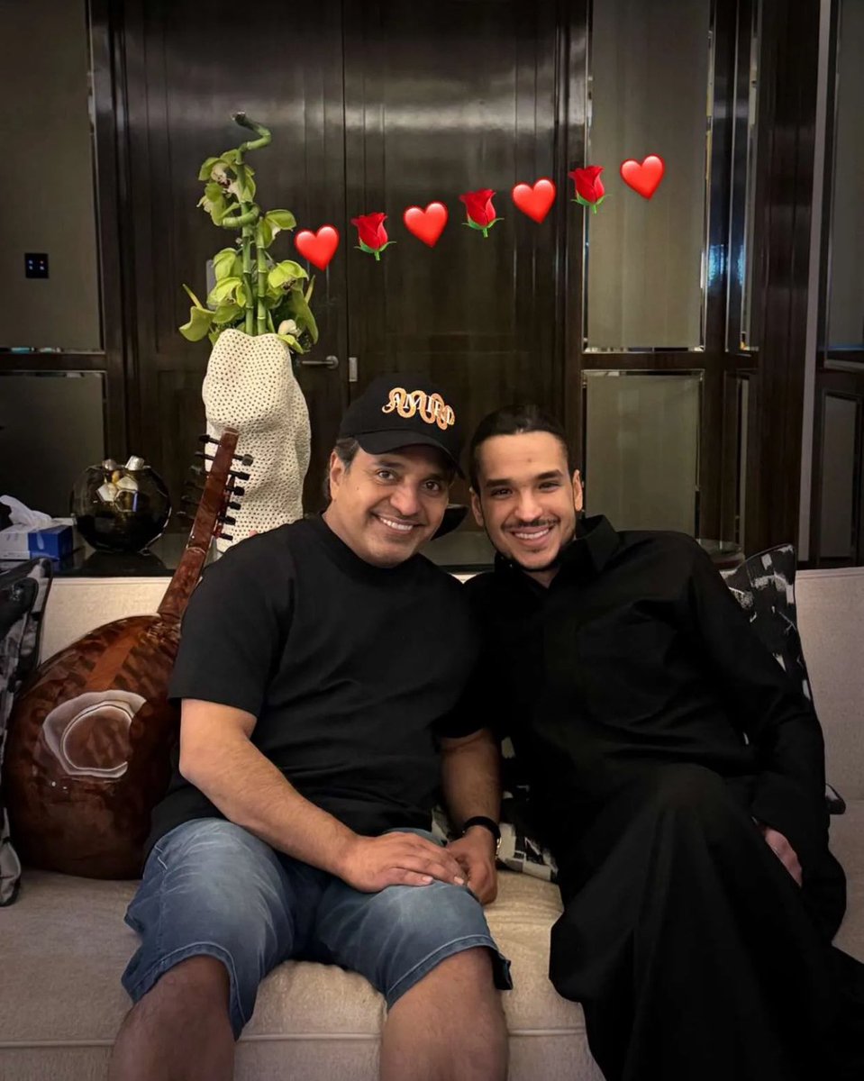 الموسيقار عم الكل #ياسر_بوعلي 🤍 في احدث ظهور مع الفنان #راشد_الماجد 

<a href="/YasserBuali/">Yasser Buali | ياسر بوعلي</a> 
<a href="/RashedTV/">راشد الماجد</a>