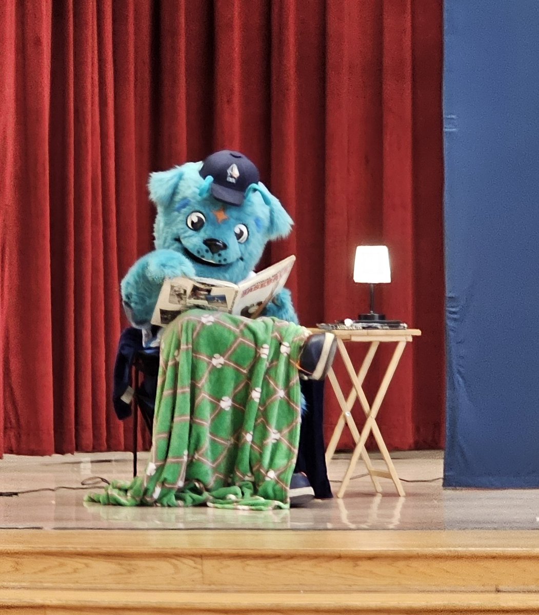 Sneed Library tweet media