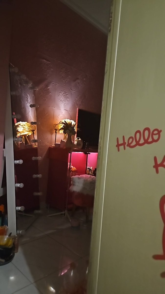 Lagi bersihin Bo'ol sambil nungguin km🤗