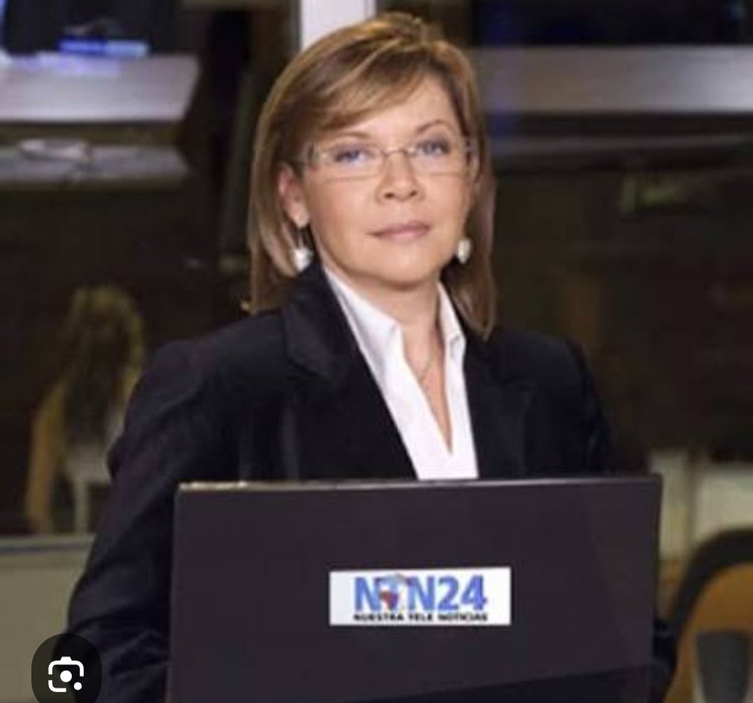 Idania Chirinos, ex-Venevision y Jefe de Información del canal NTN24, de Bogota, suena como posible directora de Globovision, una vez que vuelva a su legítimo dueño, Alberto Ravell y se reincorpore a la prensa libre que resurge en Venezuela después de la tragedia chavista.