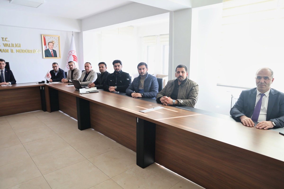 📍Tarım ve Orman Müdürlüğü

İl Başkanımız Sn.<a href="/MelikEmre1/">Melik Emre</a>, Başkanımız Sn.<a href="/AvErdalSenturk/">Erdal Şentürk</a> , Kadın Kolları Başkanımız Sn.<a href="/Tugbaboydak_49/">Tuğba</a>  ,Gençlik Kolları Başkanımız Sn. <a href="/seyitmsen/">Seyit Muhammed Şen</a> ve  teşkilat mensuplarımızla birlikte, İl Tarım Müdürü Sn.Necattin Gönç’ü ziyaret ettik. 

Nazik ev