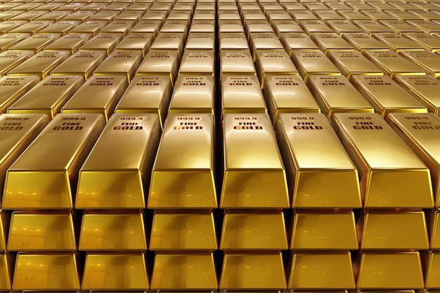 🚨 BAD NEWS FOR GOLD

China is selling US Treasuries and loading up on gold:  China's gold reserves hit 74.1 million ounces, an all-time high.

Meanwhile, China's holdings of US Treasuries crashed to $682.6 billion, the lowest level in 18 years.

China reduced its Treasury