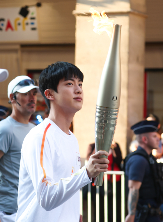 nightstar1201's tweet photo. [@billboard] 260205 Musicians Who’ve Carried the Olympic Torch: BTS’ Jin, John Legend &amp; More

A story that feels satisfying no matter how many times you see it. The Winter Olympics have started. It’s exciting.🔥🔥🔥🔥🔥🔥
#JIN #방탄소년단진 #JinxOlympics @Olympics @BTS_twt https://t.co/SyU5eu4ZzV