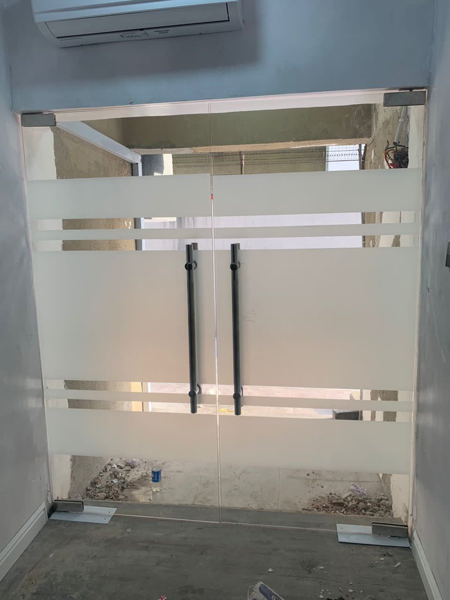 RegnantS's tweet photo. Well installed and functional frameless glass partition with film frosting. 
Give your office a new look ���. https://t.co/rzZHa9sgTo