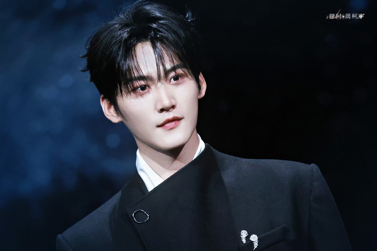 องค์ชายรัชทายาท 🤴🏻

KEYU BUTTERFLY EFFECT 
#ZKYxWeiboNight2025
#周柯宇 #โจวเคออวี่ #Zhoukeyu #DanielZhou