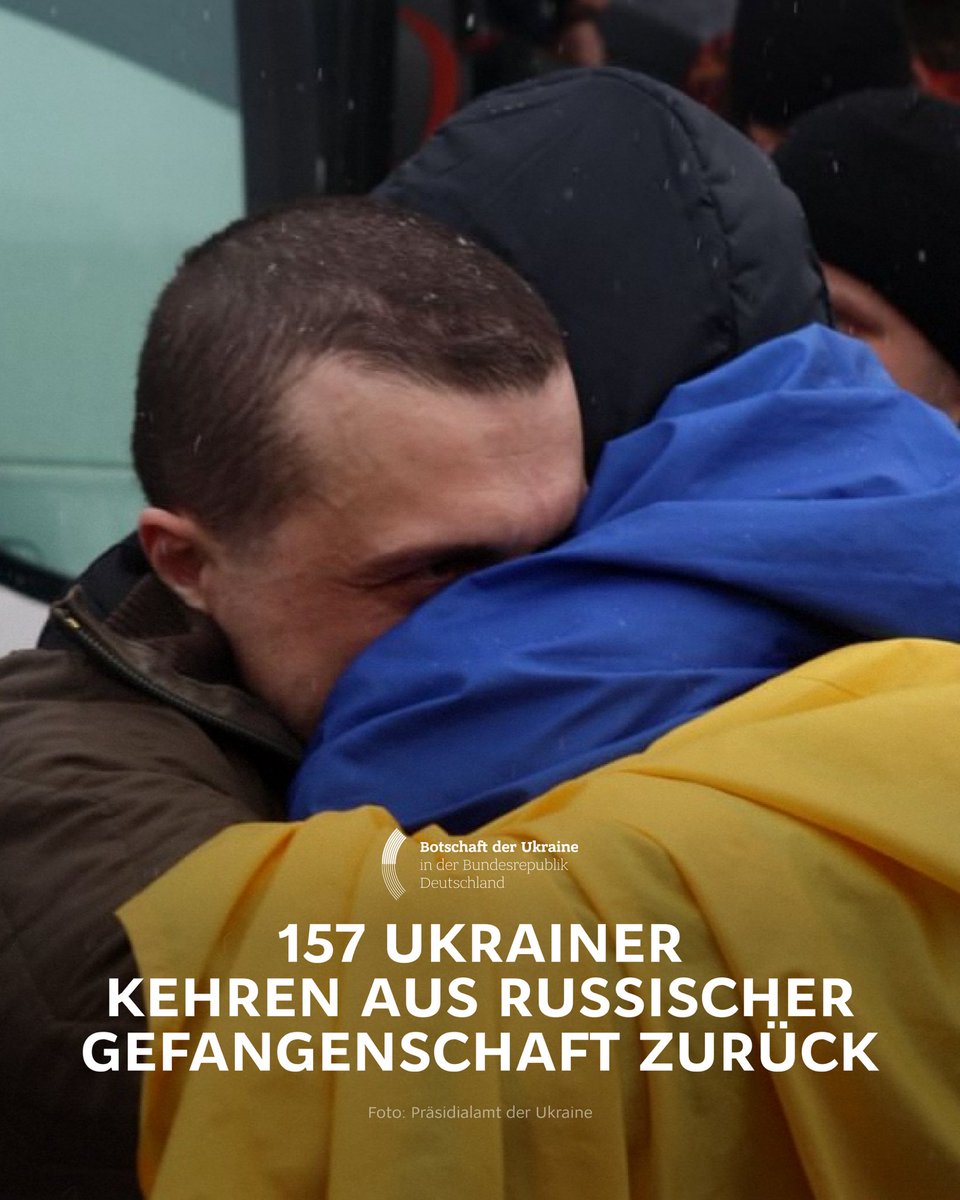 Das sind die besten Nachrichten:
157 Ukrainer sind gerade aus russischer Gefangenschaft nach Hause zurückgekehrt.

Wir arbeiten weiter daran, damit jede Familie, die auf die Rückkehr ihrer Liebsten aus der Gefangenschaft wartet, sie wieder in die Arme schließen kann 🫂