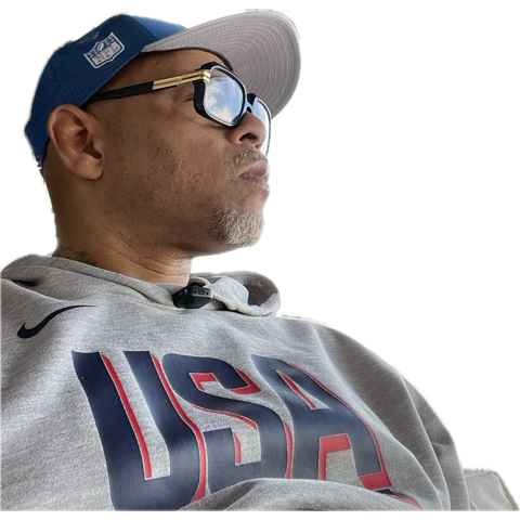 Any team that think they trading for <a href="/Giannis_An34/">Giannis Antetokounmpo</a> is crazy 🤪 because he ain’t leaving his brothers