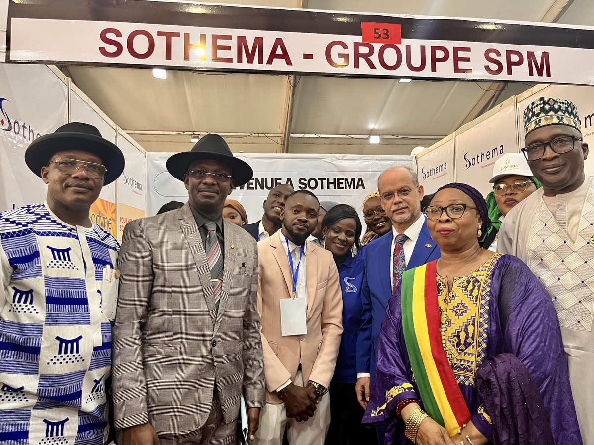 SEM <a href="/DrissIsbayene/">Driss Isbayene</a> a assisté, ce 5 février, à la cérémonie d'ouverture de la 3ᵉ édition du Salon International de la Santé, marquée par la participation du Maroc en tant qu’invité d’honneur et par une forte présence d’entreprises pharmaceutiques marocaines 
🇲🇦🤝🇲🇱