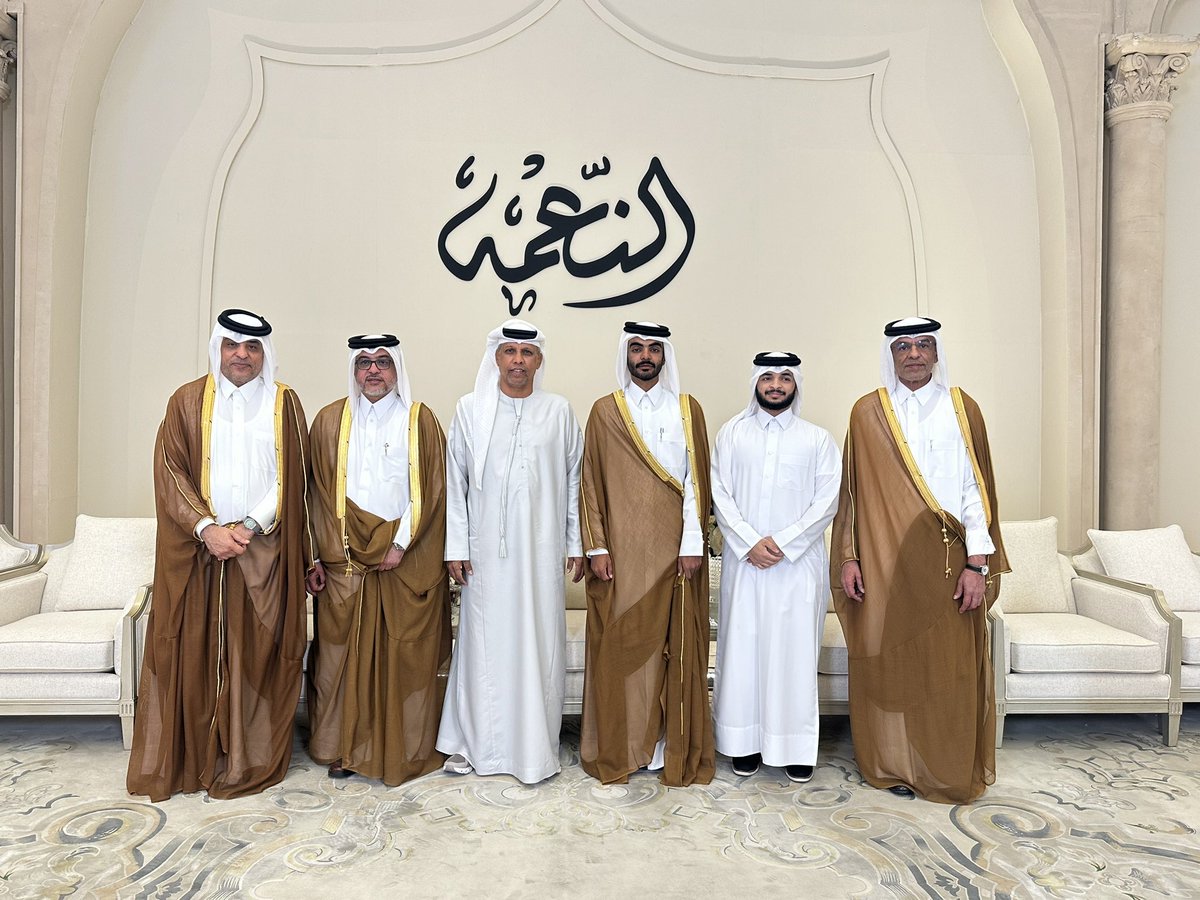_malhashmi7's tweet photo. تشرفنا بحضور أفراح زميلنا الحكم الدولي إبراهيم النعمه بدولة قطر الشقيقه ودامت ديارهم عامرة بالأفراح والمسرات https://t.co/3oplWml7p7