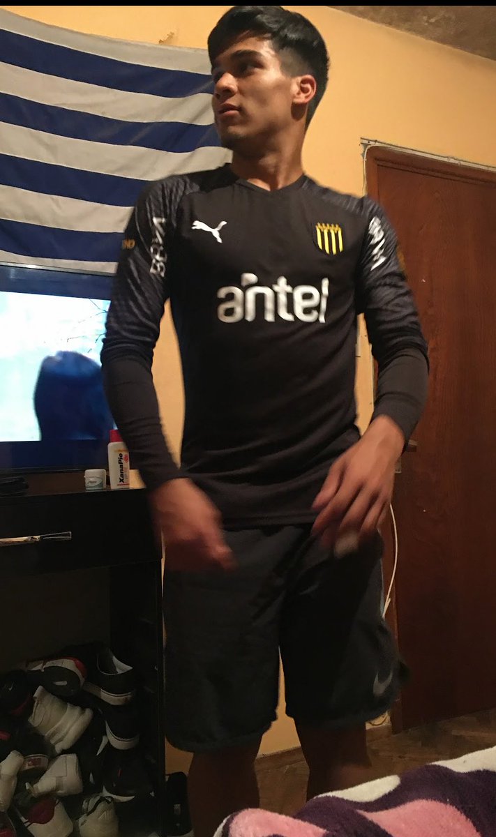 <a href="/CristhianCNdeF/">BolsoLocura</a> Pa ni idea sabías