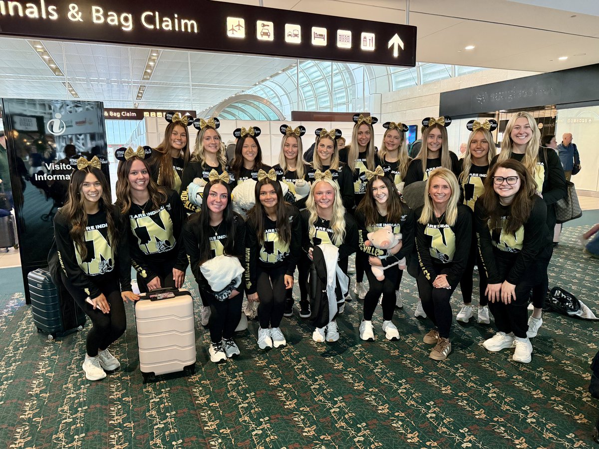 Noblesville HS Cheerleading tweet media