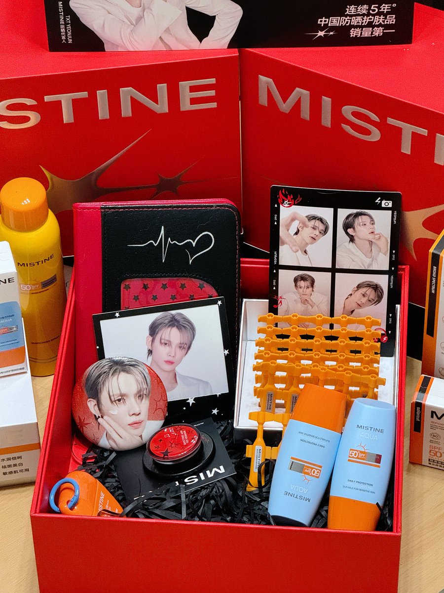 Mistine 선물세트가 정말 예뻐요!!
연준을 응원하기 위해 선물세트를 많이 구매해서,
굿즈를 여러분과 나누고 싶어요 ^💗

🎁RT 추첨 3분께 굿즈을 보내드립니다!
#YEONJUNxMISTINE 
#연준 #YEONJUN
