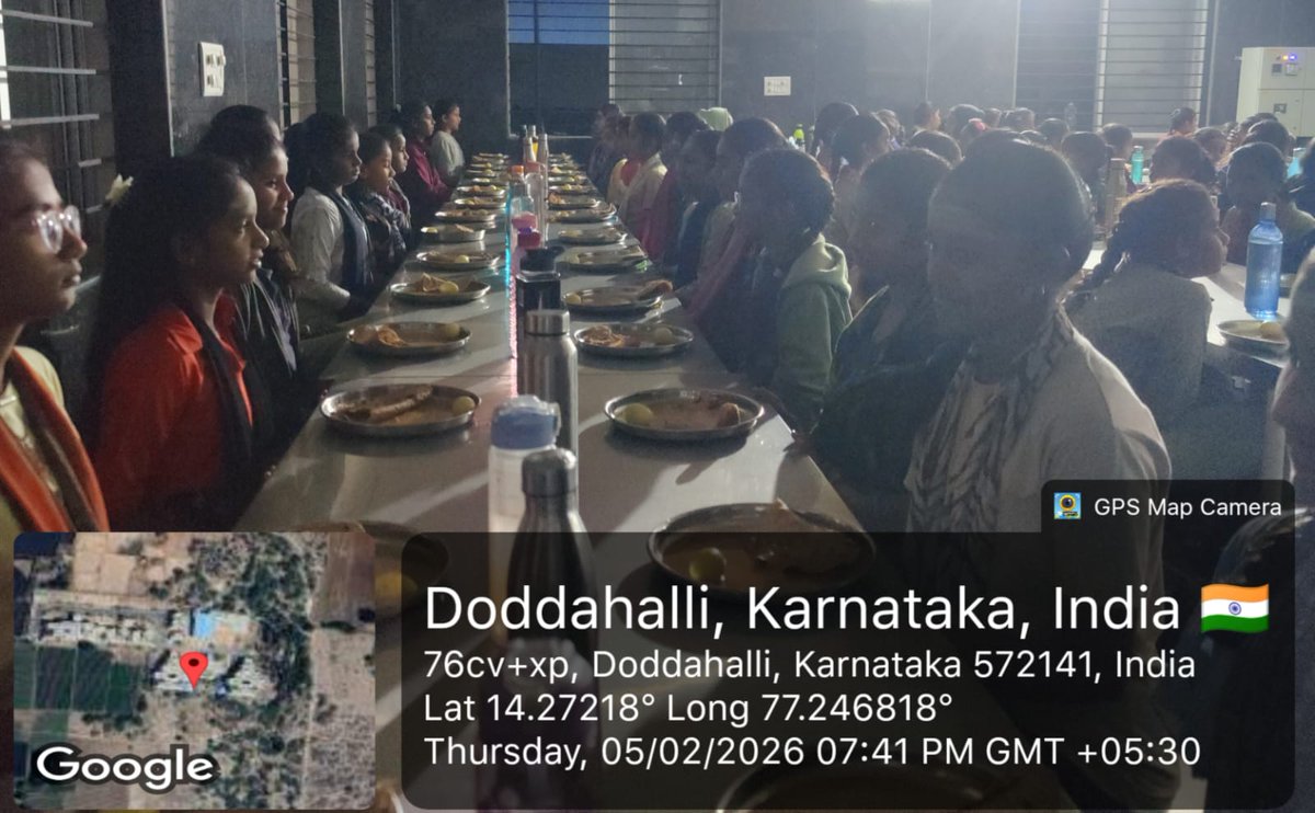 KRCRS409's tweet photo. #socialAudit_SWDMeals Dinner At KRCRS-409 Chikkahalli Pavagada Tumkuru dist 
@kreisemahithi @SWDGoK @HCMahadevappa @jd_swd https://t.co/zE9KNYv8Jh