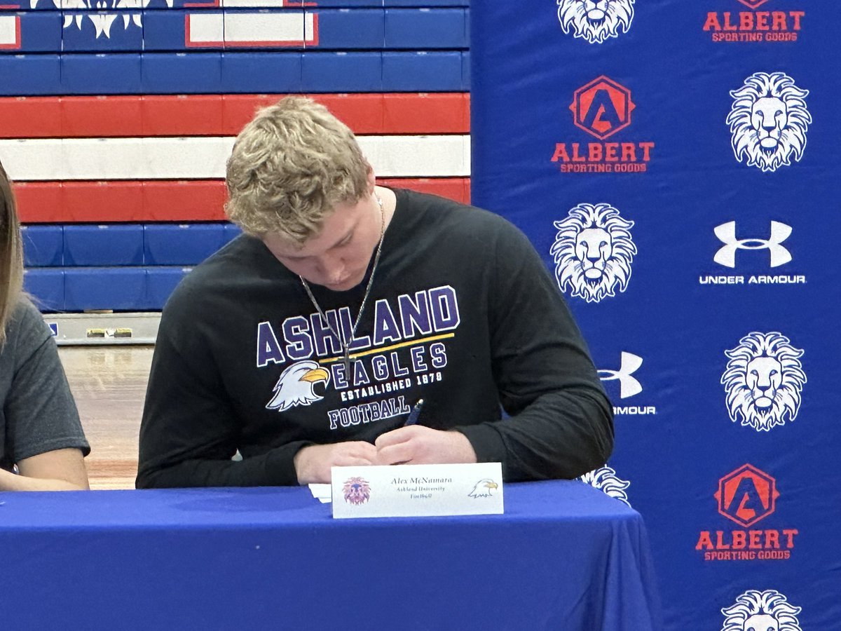 Alex McNamara tweet media