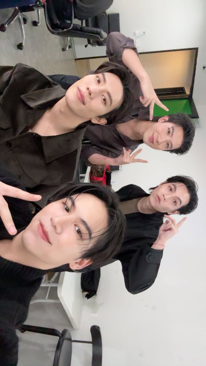 📸 [IGs update] : satangks 
 
🐈‍⬛🐈✨️

#satangks
#กระปุกของสตางค์