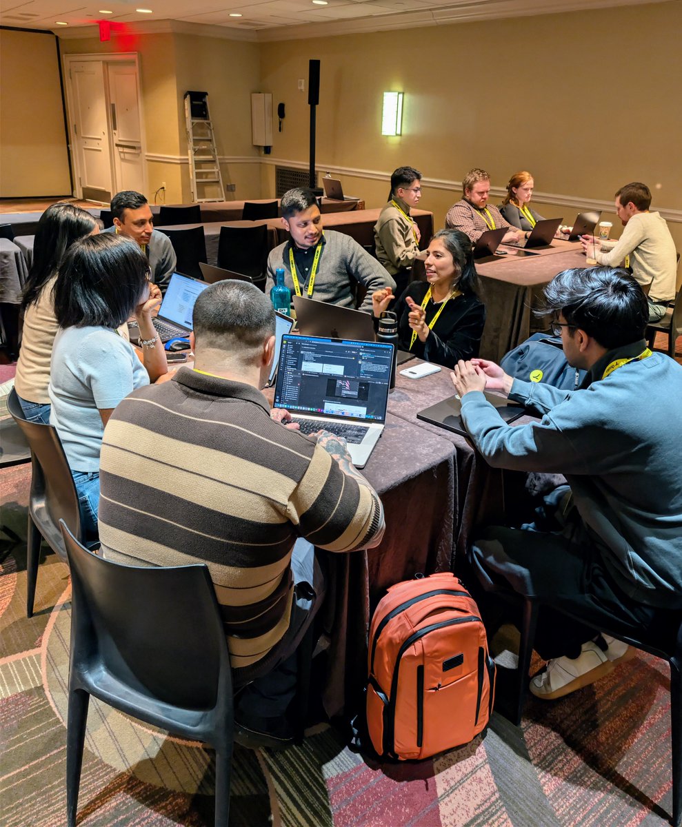 Avinash Gopinathan tweet media