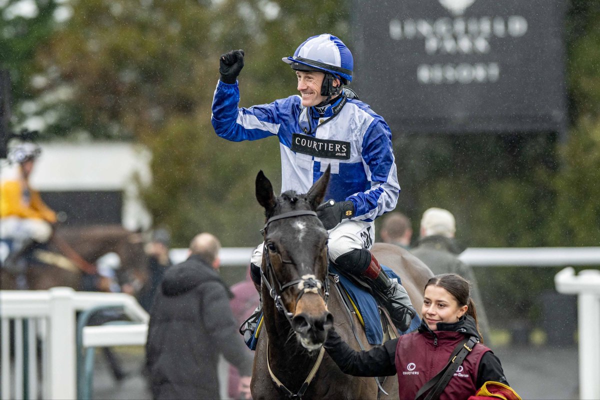 Lingfield Park tweet media