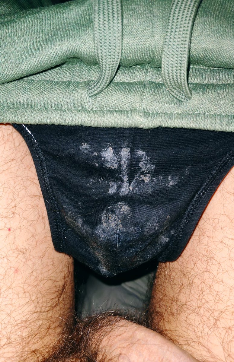Check my smell

#gaypig #cumrag