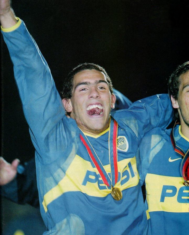 🌎🏆 Renunció a la Selección para salir Campeón del Mundo con Boca. ¡Feliz cumpleaños, Carlitos!