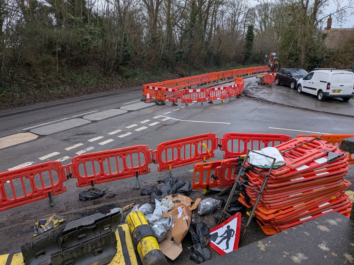 Dan Cross tweet media