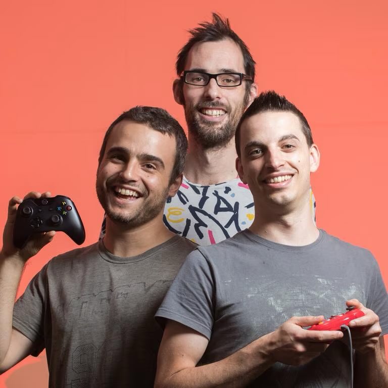 안녀아세요! 팀체리입니다. 슬픔에 바다 디엘씨 제작중 스케일이 너무 커져서 후속작으로 뵙겟습니다! 잘가다!