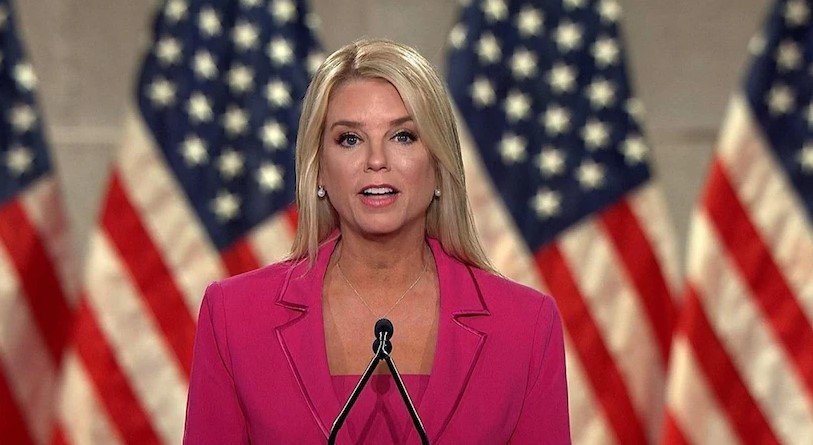 BARRON TRUMP tweet media